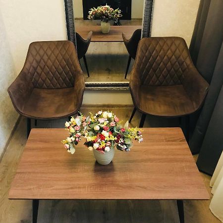 2Nd Floor Hotel Tbilisi Ngoại thất bức ảnh