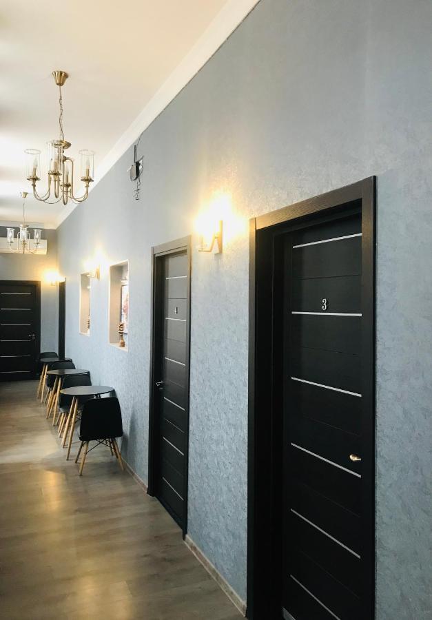2Nd Floor Hotel Tbilisi Ngoại thất bức ảnh